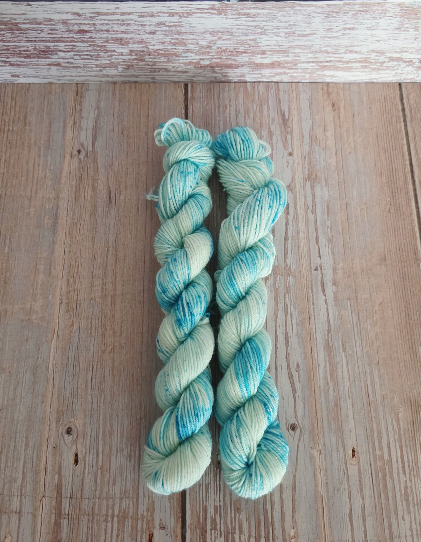 Turquoise Specks Mini Skein