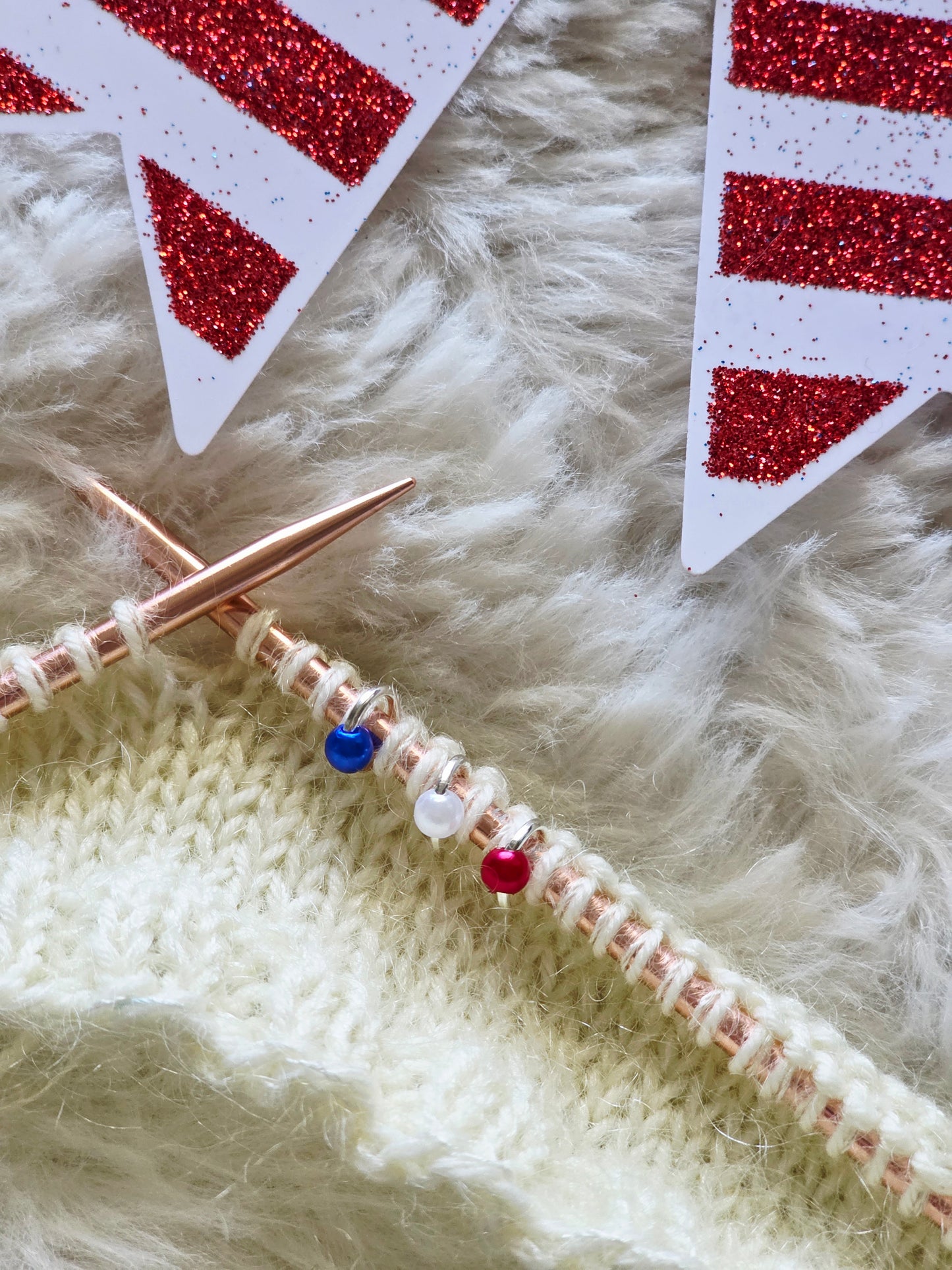 Snag-Free Beaded Stitch Markers – Pack of 9 Wooly Owl Fibers