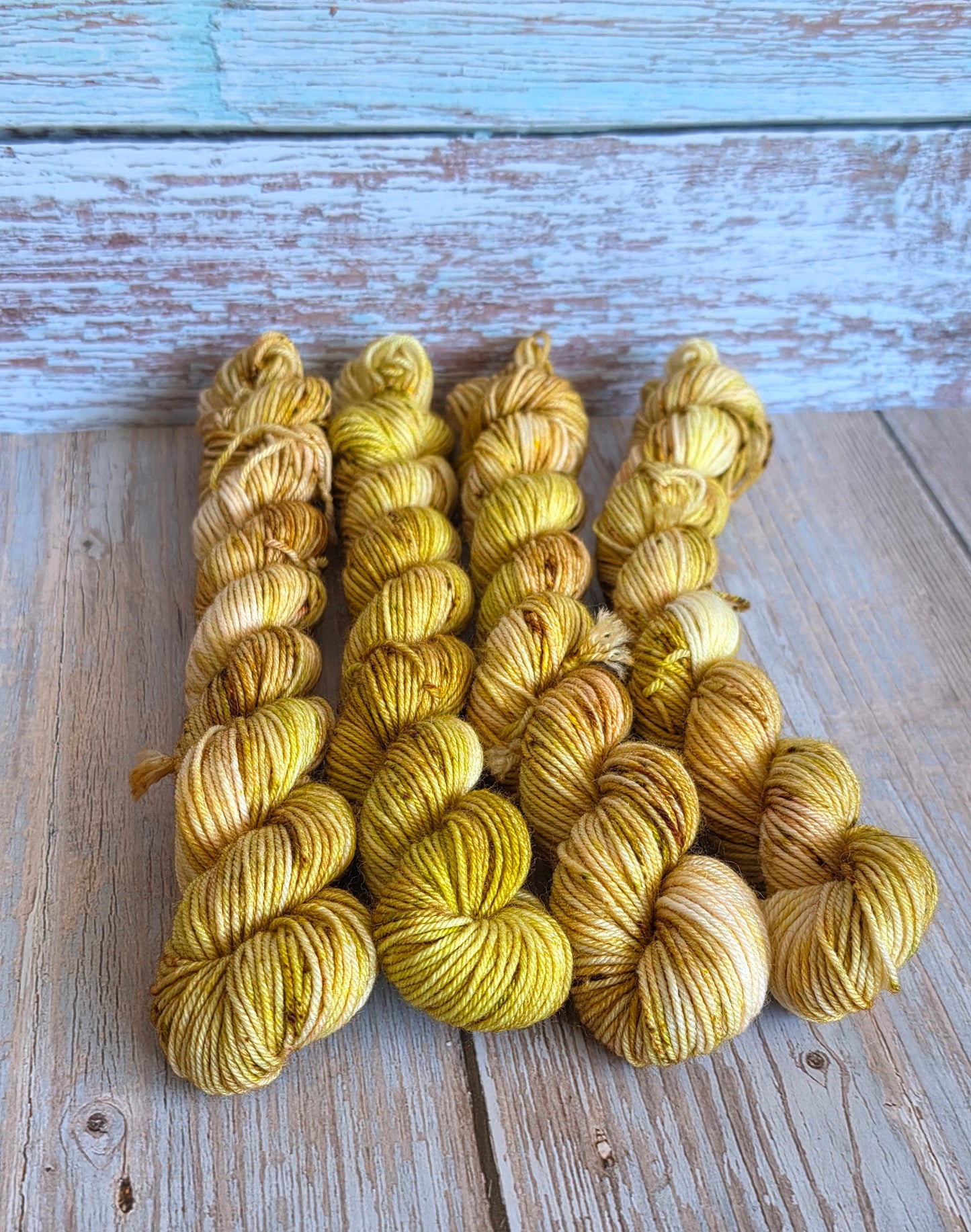Tea Leaf Mini Skein