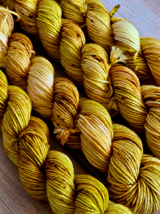 Tea Leaf Mini Skein
