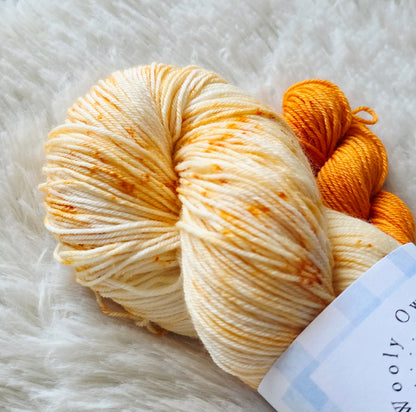 Speckled Pumpkin Sock Kit Wooly Owl Fibers
