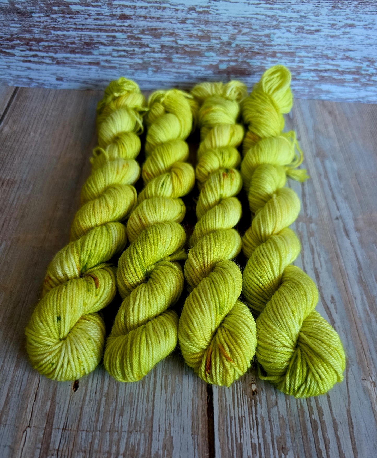Radioactive Mini Skein