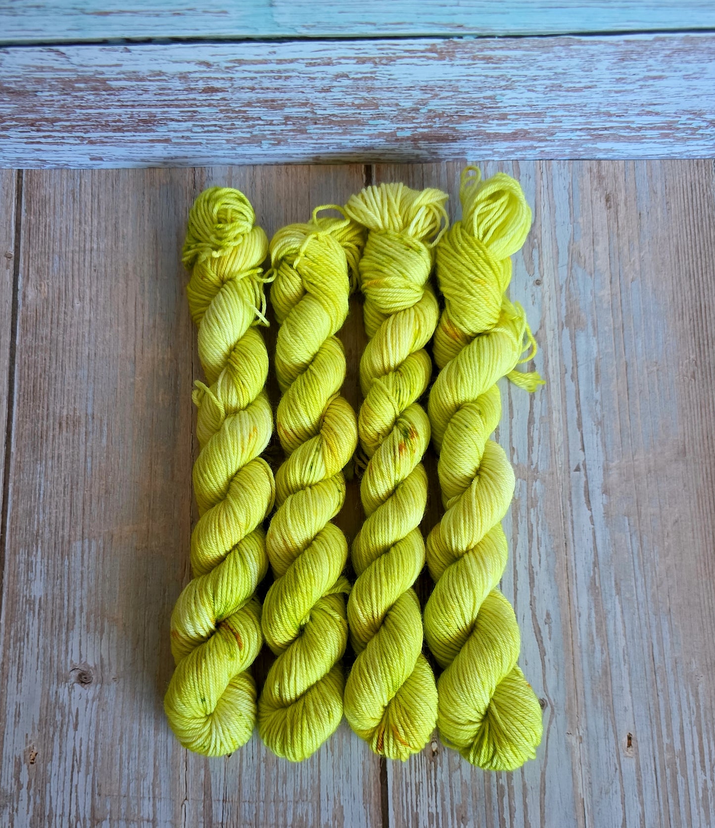 Radioactive Mini Skein