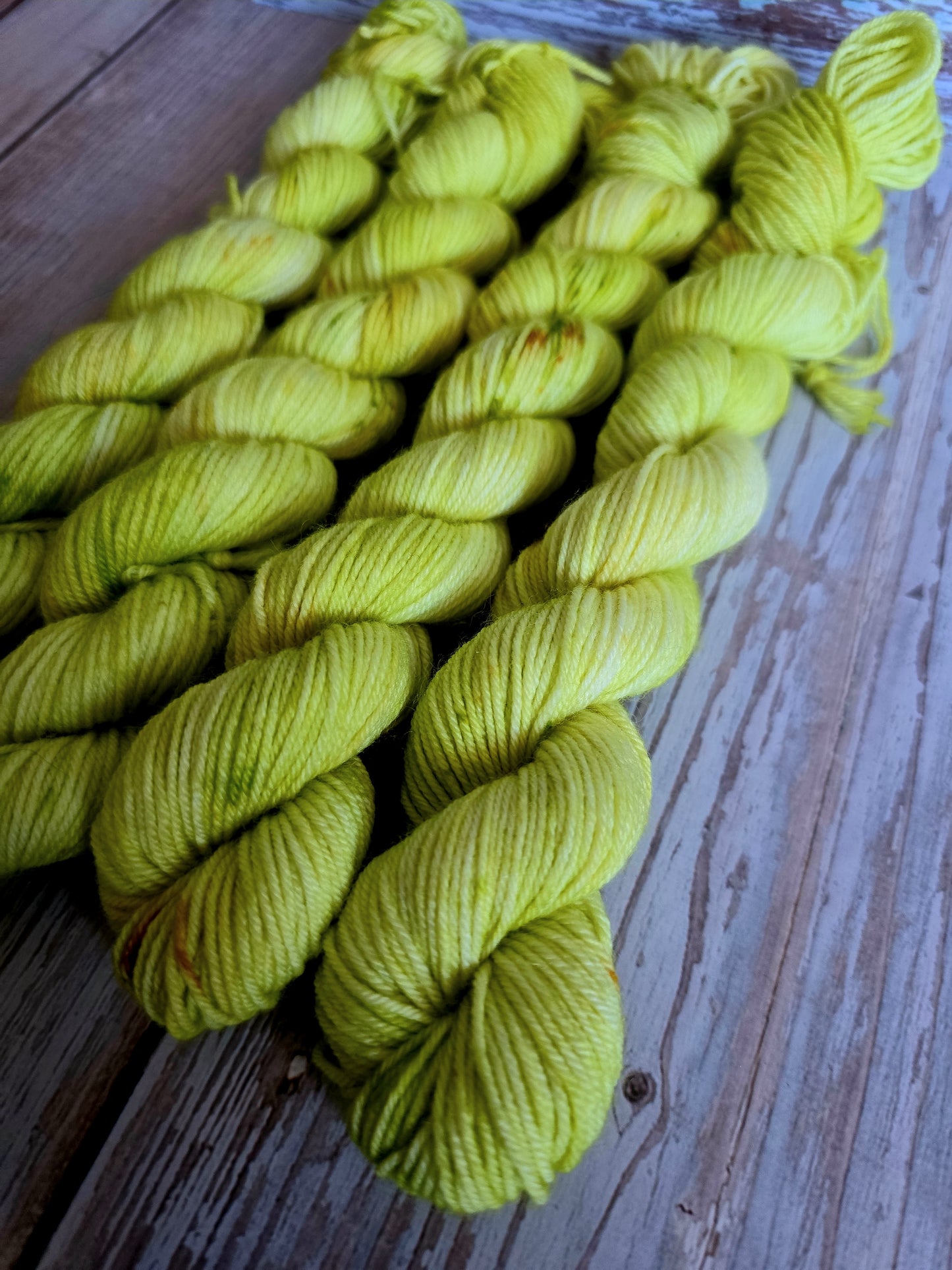 Radioactive Mini Skein