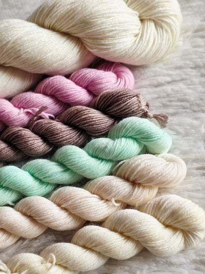 Ice Cream Parlor Sock Kit Wooly Owl Fibers