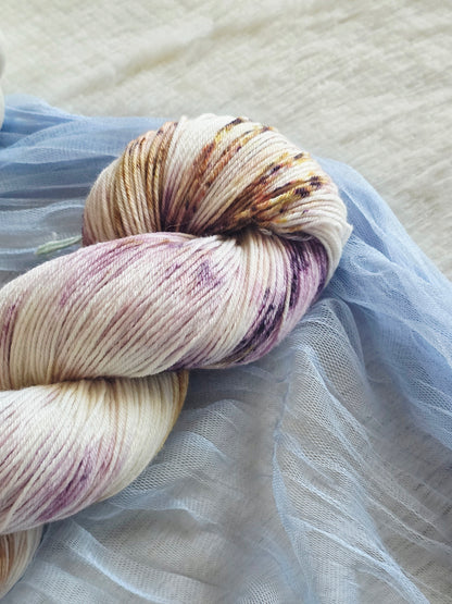 Potion Bottle Wooly Owl Fibers