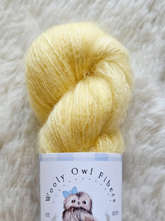Dreamy Butter Wooly Owl Fibers