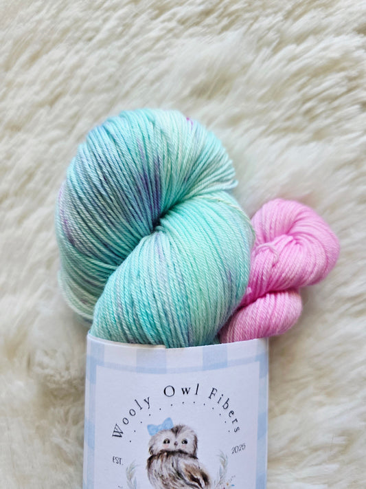 Tropical Sock Kit Wooly Owl Fibers