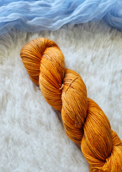 Pumpkins BFL Sock Yarn Wooly Owl Fibers