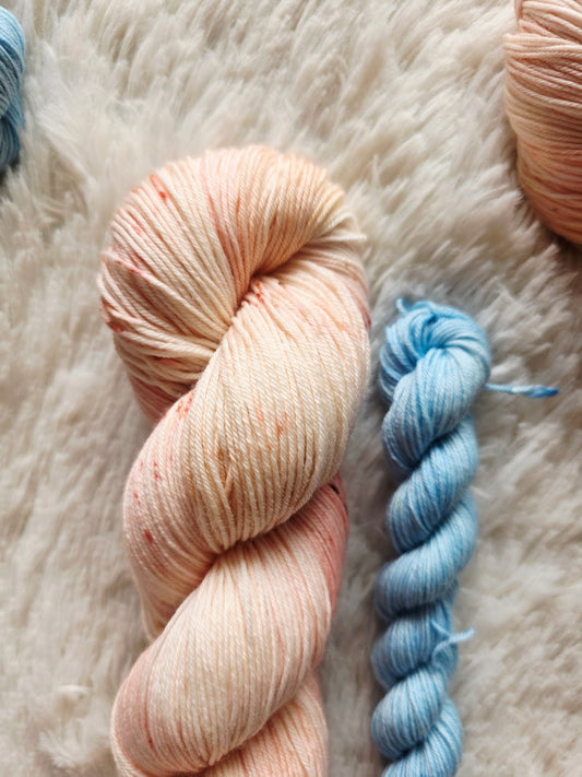 Peach Stand Sock Kit Wooly Owl Fibers