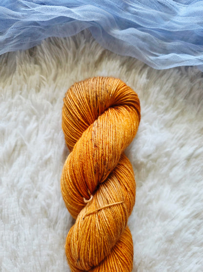 Pumpkins BFL Sock Yarn Wooly Owl Fibers