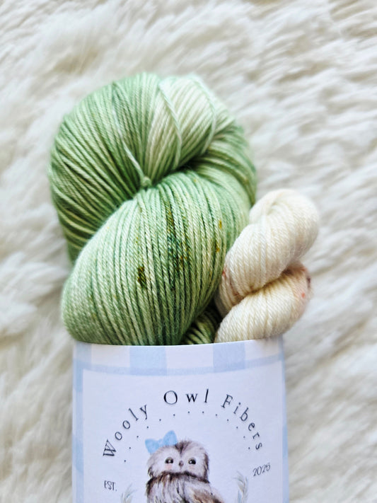 Vintage Moss Sock Kit Wooly Owl Fibers