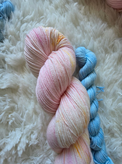 Blush & Bluebell Sock Kit
