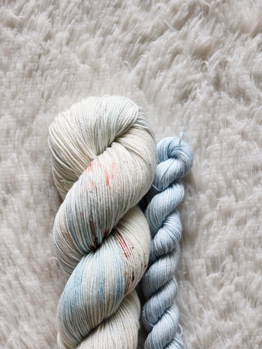 The Hamptons Sock Kit Wooly Owl Fibers