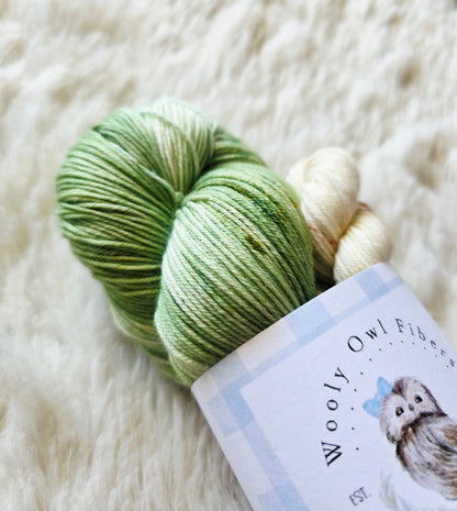 Vintage Moss Sock Kit Wooly Owl Fibers