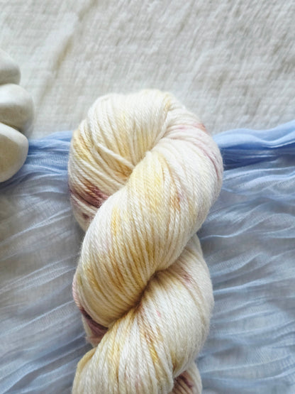 Vintage Rose Petal Wooly Owl Fibers