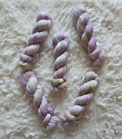 Sweet Pea Sock Yarn Wooly Owl Fibers