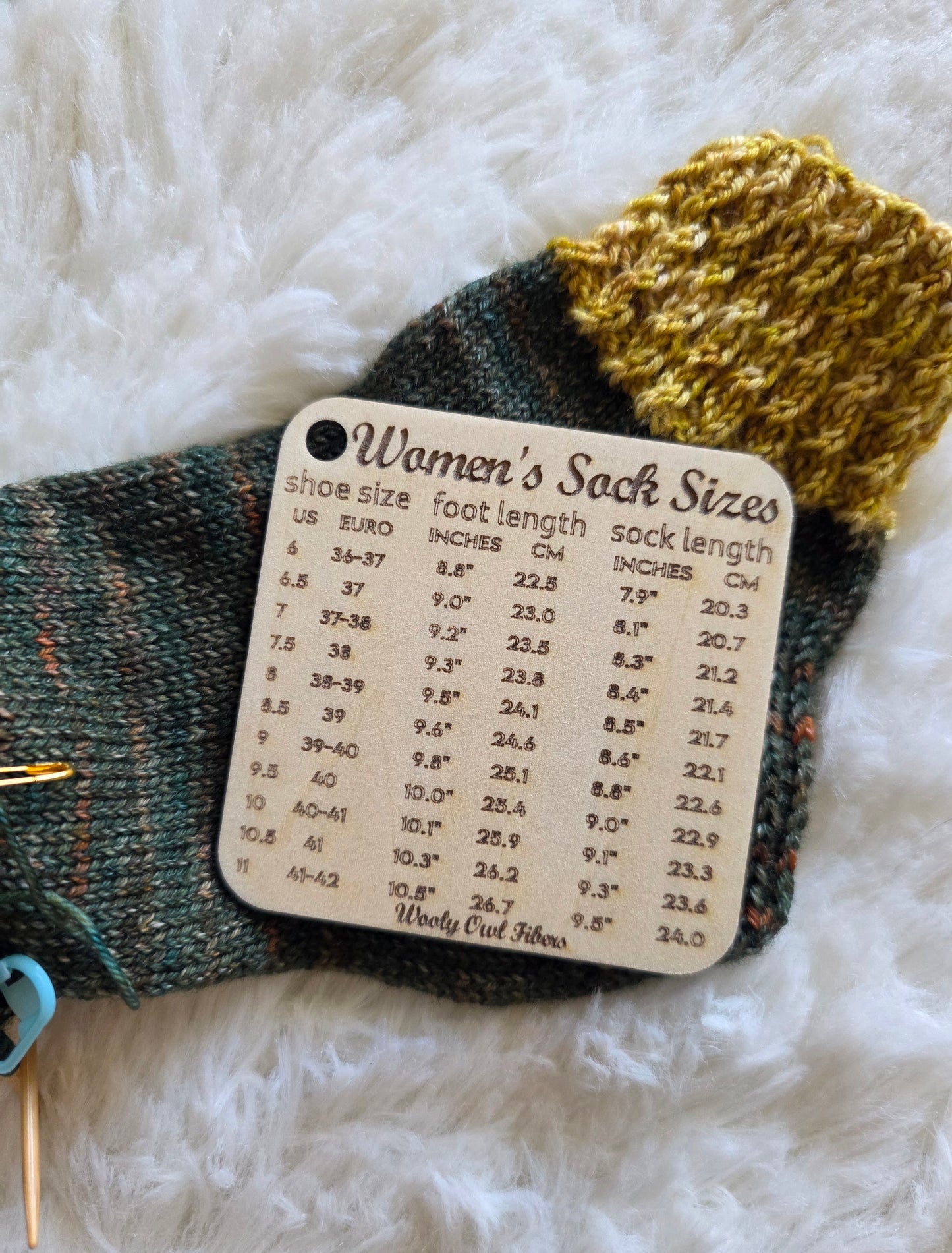 Women's Sock Sizes - Knitter's Companion Block