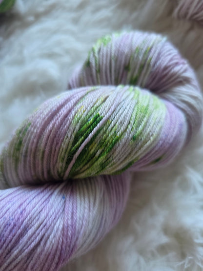 Sweet Pea Sock Yarn Wooly Owl Fibers