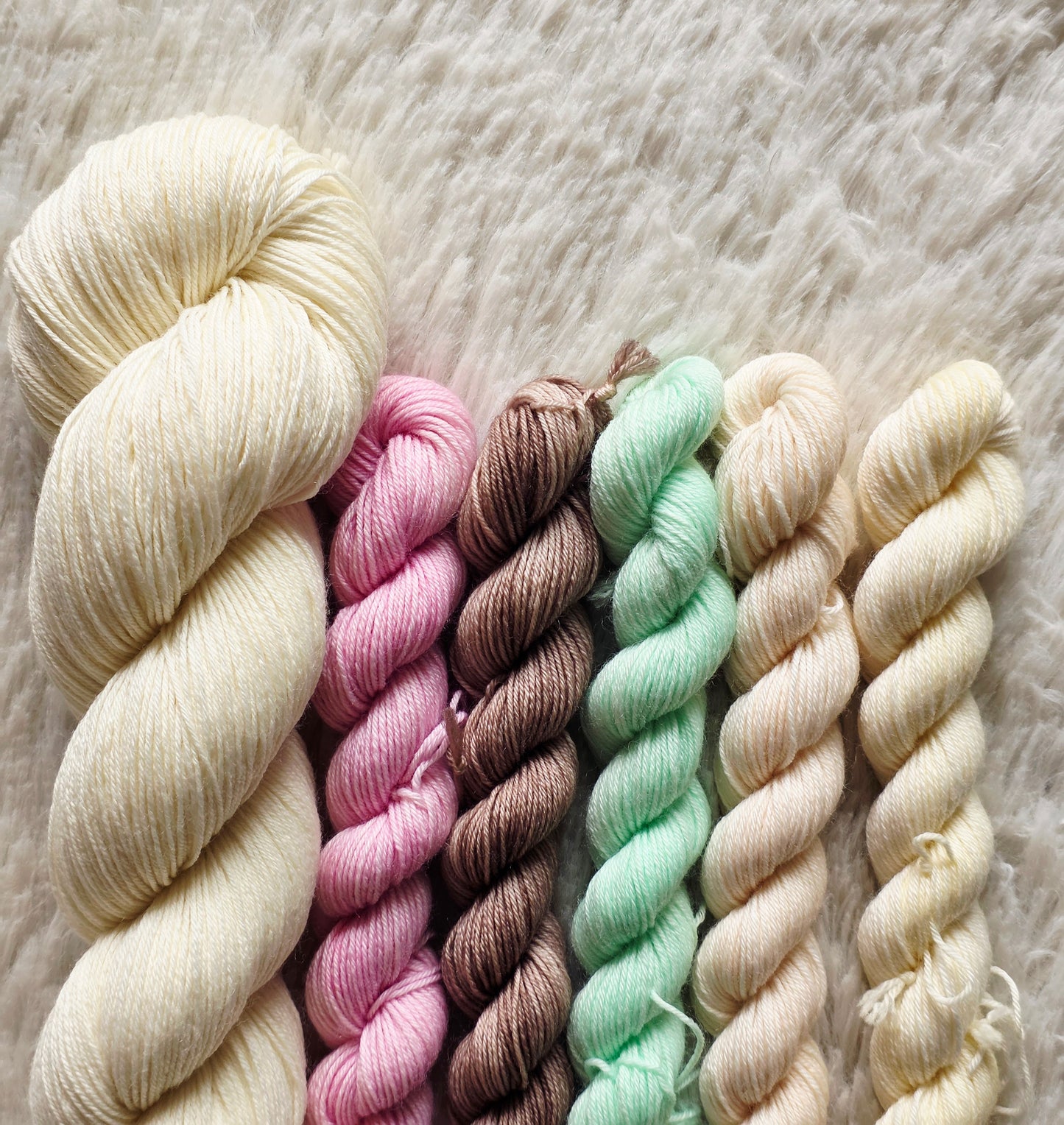 Ice Cream Parlor Sock Kit Wooly Owl Fibers