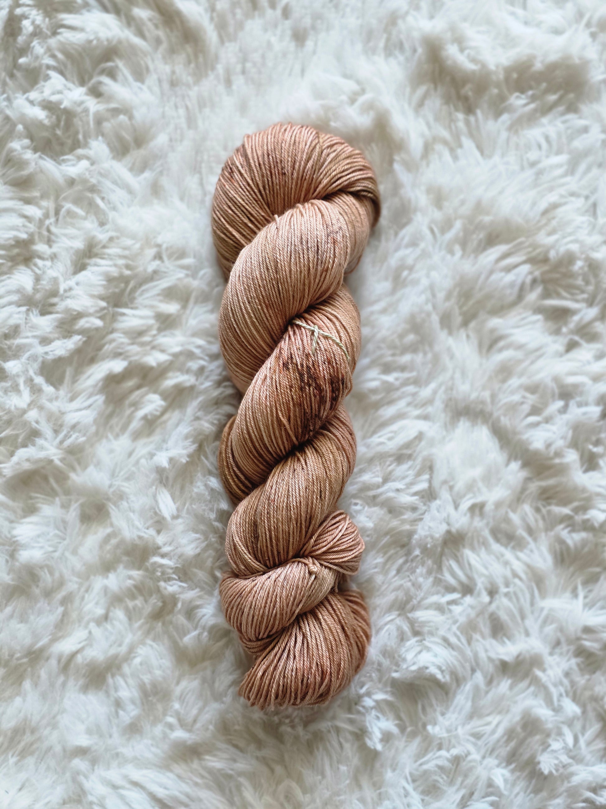 Lily Wooly Owl Fibers