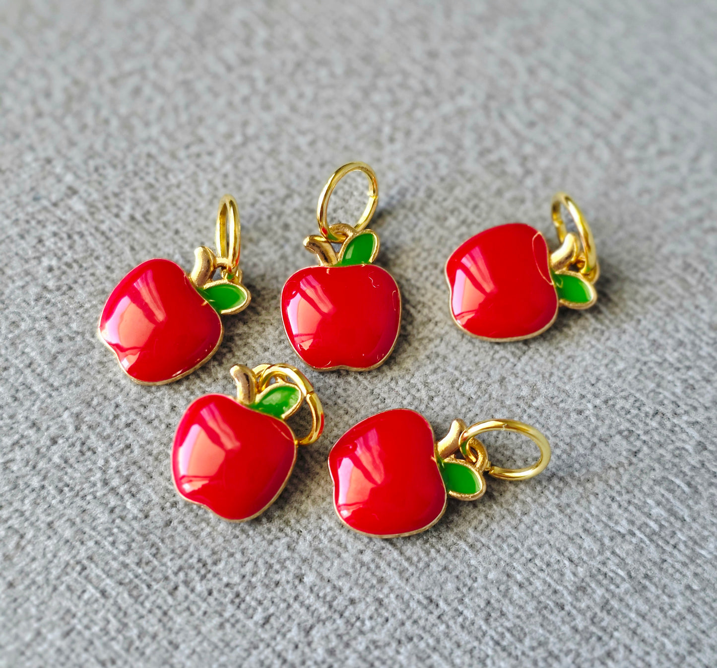 Apple Stitch Markers 8mm (set of 5) Wooly Owl Fibers