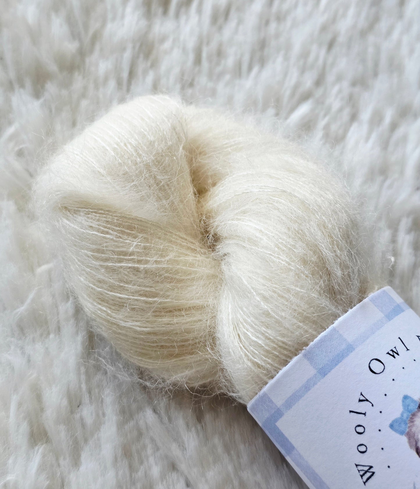 Dreamy Milk Wooly Owl Fibers