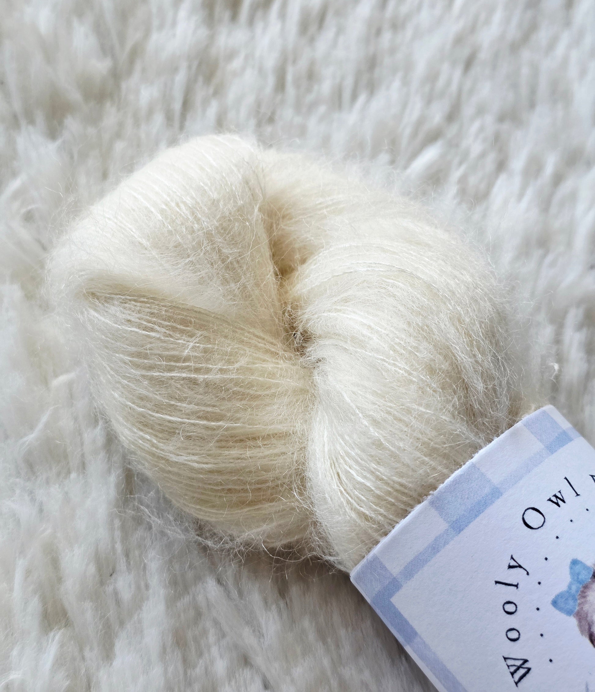 Dreamy Milk Wooly Owl Fibers
