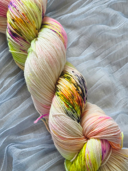 Monster Mash Wooly Owl Fibers