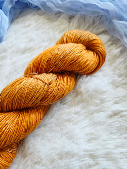Pumpkins BFL Sock Yarn Wooly Owl Fibers