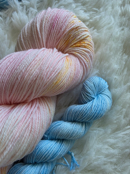 Blush & Bluebell Sock Kit