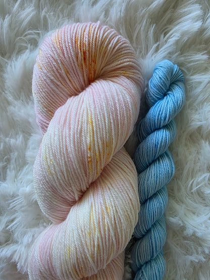 Blush & Bluebell Sock Kit